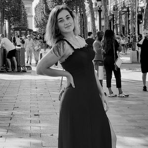 Meet your Posher, Margarita